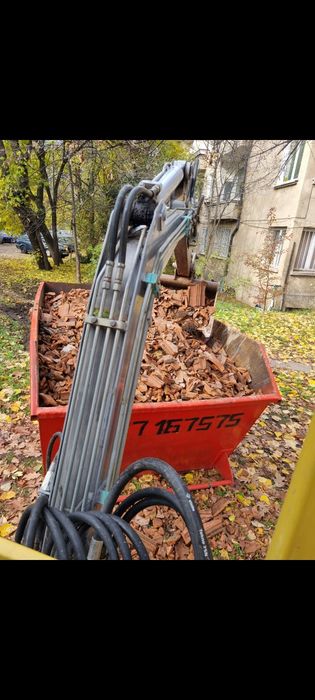 Контейнери бригада за всичко товарене и багери