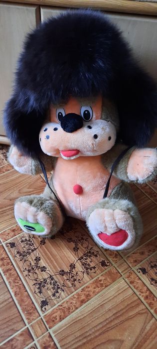 Продам шапку ушанку женскую