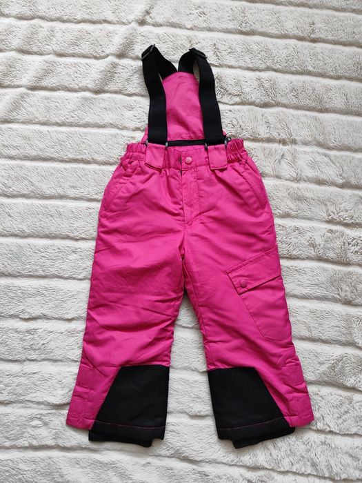 Ски гащеризон размер 3-4 години в перфектно състояние