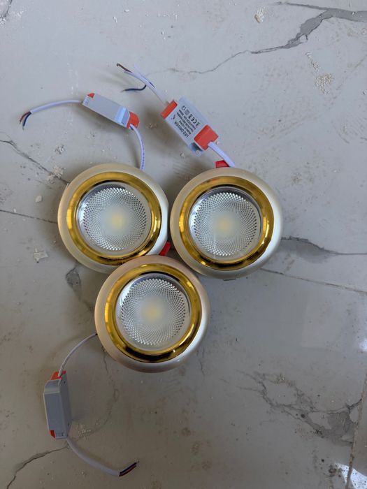 Продается бечи глаз и двери межу комнатная