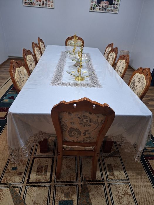 Стол и стулья ,сделано в Казахстане