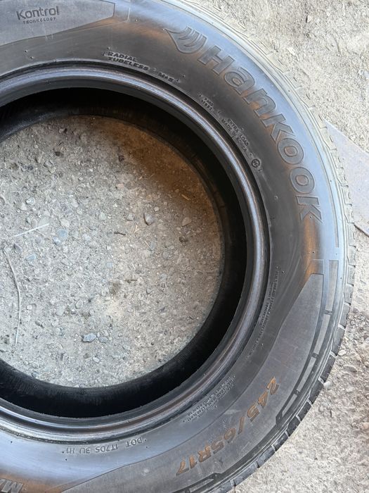 Продам летнию резину 245/65/17