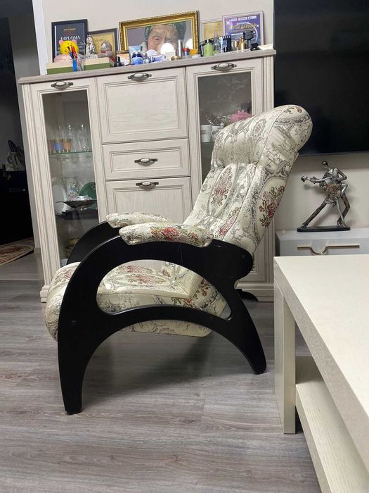 Кресло  диваны шкафы