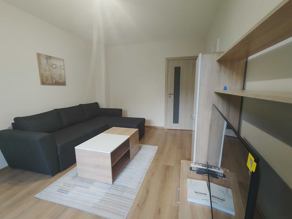 Дава се под наем Тристаен апартамент в Стара Загора, Център - 75 кв.м за 408 € - Снимка #4