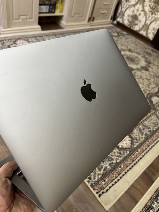MacBook Pro M1 13-inch