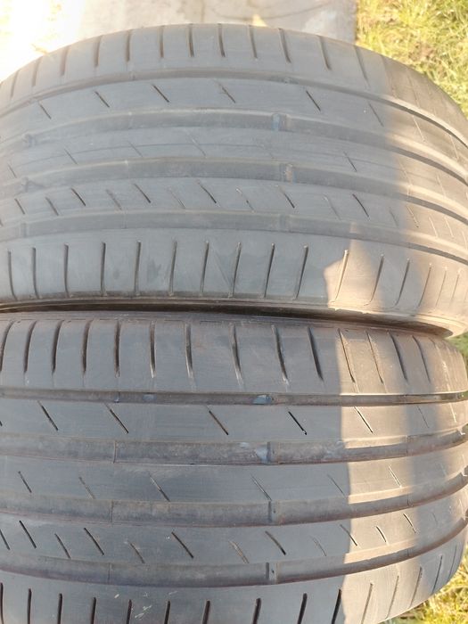 Гуми два броя 245/40/20