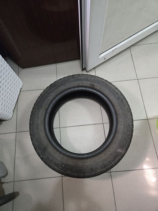 Продам шину 185×65×15 б/у одна шт