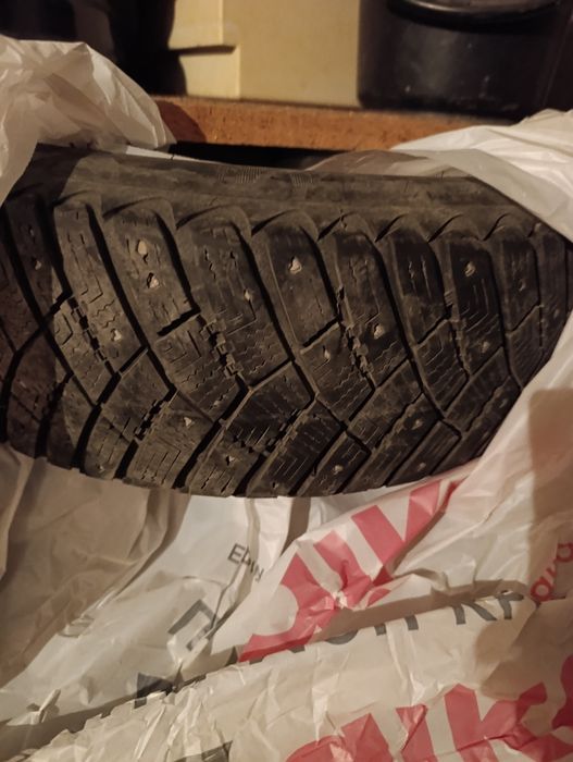 Продам шины зимние