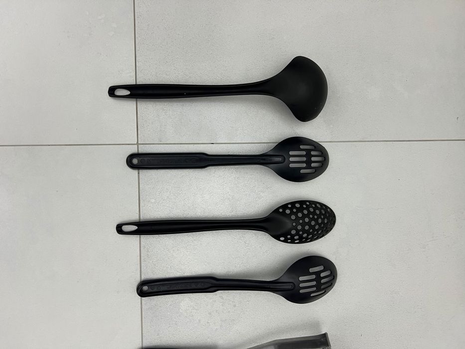 Vand ustensile plastic pentru bucatarie