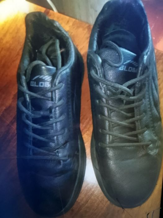 Продам туфли на мальчика