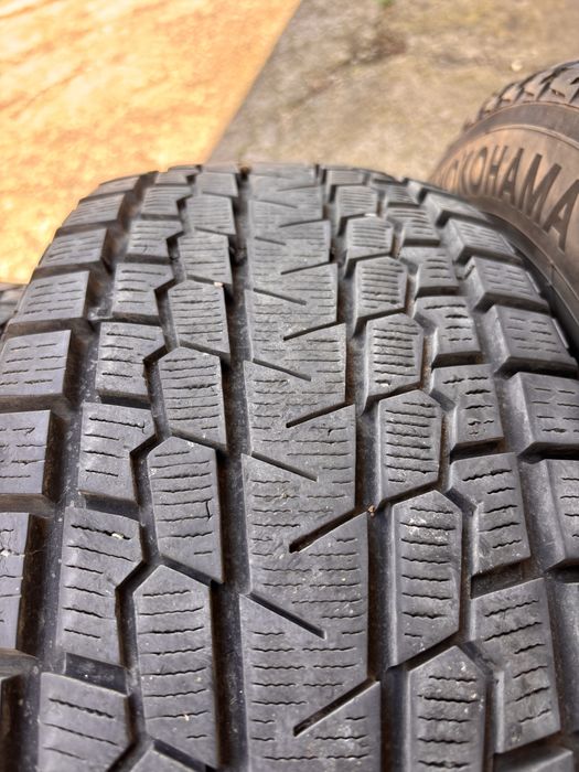 4 зимни гуми YOKOHAMA ice GUARD 235/65/18