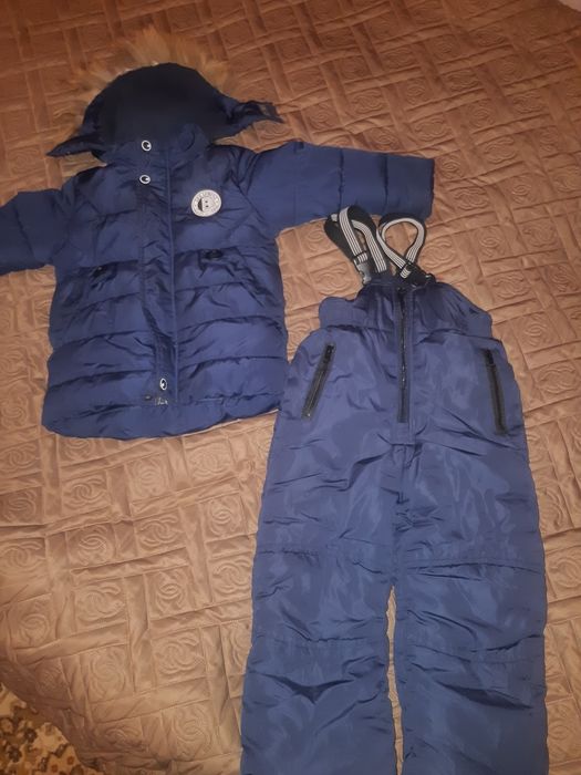 Продам детский зимний комбинезон
