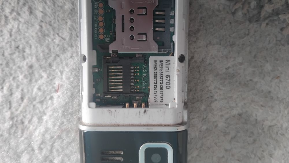 Nokia Mini 6700 zapchastga