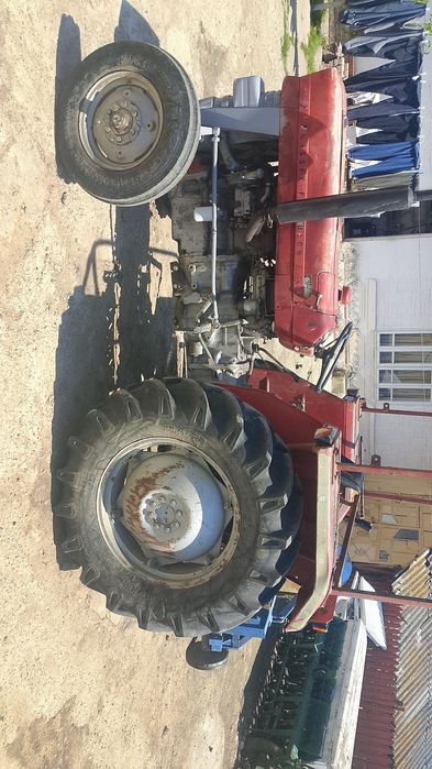 Se vinde Massey Ferguson 135