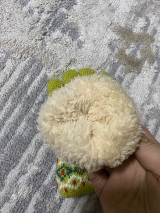 Продам детские варежки новые