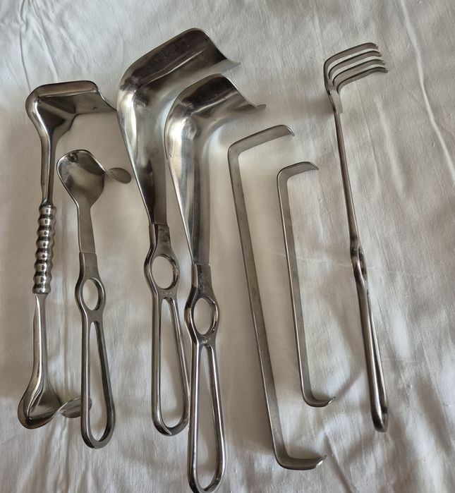 Продаю хирургический инструмент