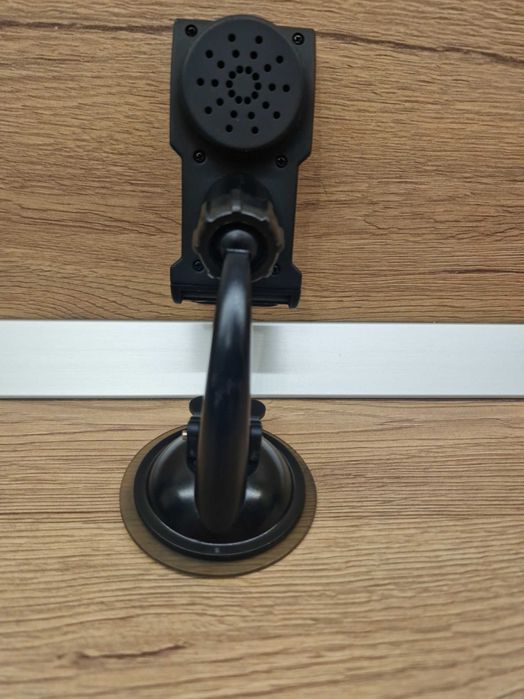 Стойка за телефон за кола