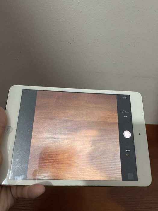 iPad mini 64 ГБ всё работает