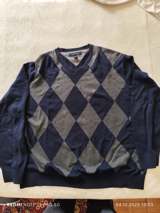 BOSS, Moncler, Tommy Hilfiger- памучни пуловери