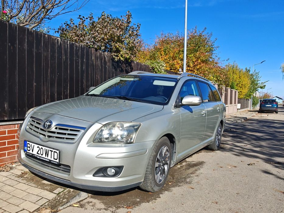 Toyota Avensis 1.8 benzina motor aspirat