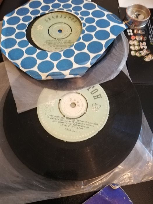 Грамофонни ретро плочи