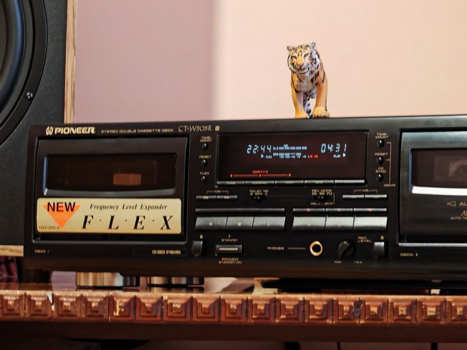 Pioneer CT-W505R. Dublu deck, autoreverse. Model superb. Preț fix !