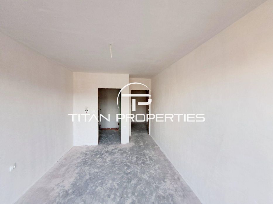 Продава се Тристаен апартамент в Пловдив, Остромила - 179 кв.м за 1174 €/кв.м - Снимка #4