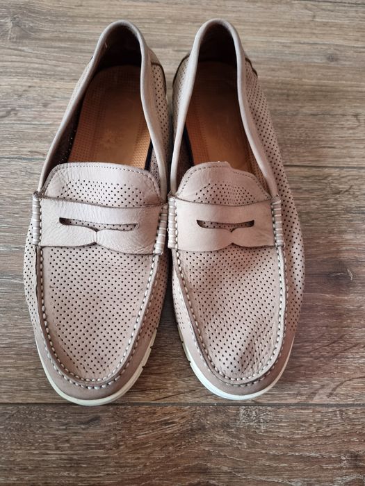 Продам лоферы летние