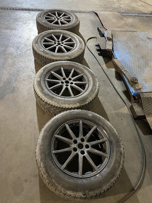 4 jante iarna 17 LandRover Discovery,Evoque Jaguar 225/65R17,225/65/17