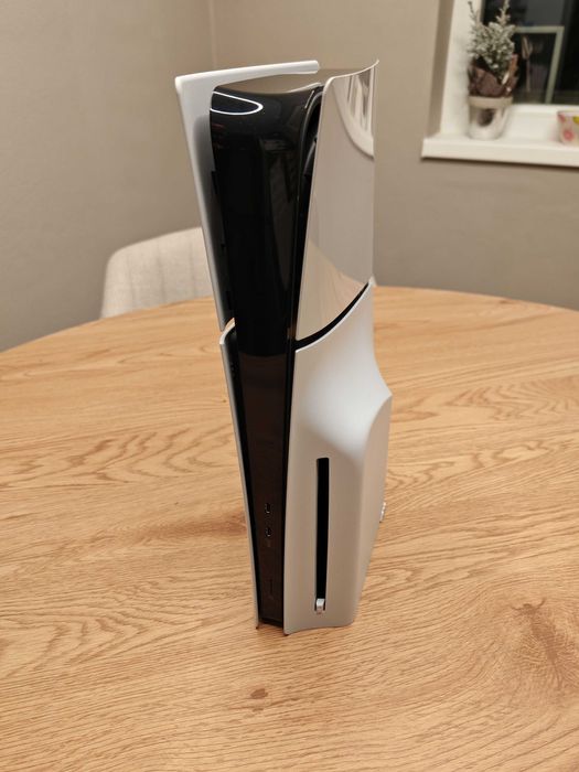 PlayStation 5 Slim Disk + 4 Controller + jocuri