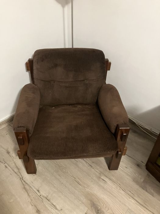 Fotoliu lemn tapitat