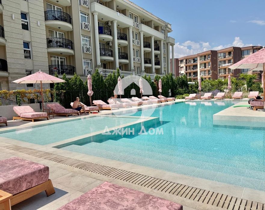 Продава се Тристаен апартамент в к.к. Слънчев бряг - 87 кв.м за 1495 €/кв.м - Снимка #11