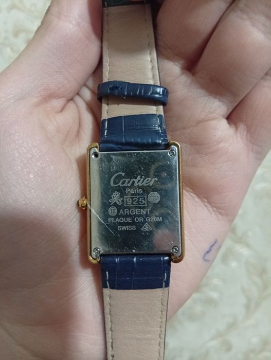 Продаю часы картьер в отличном состоянии рабочем