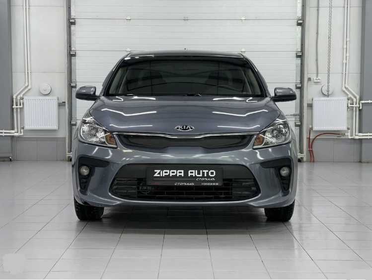Модный экономичный корейский хэтчбек KIA RIO 2018 года недорого