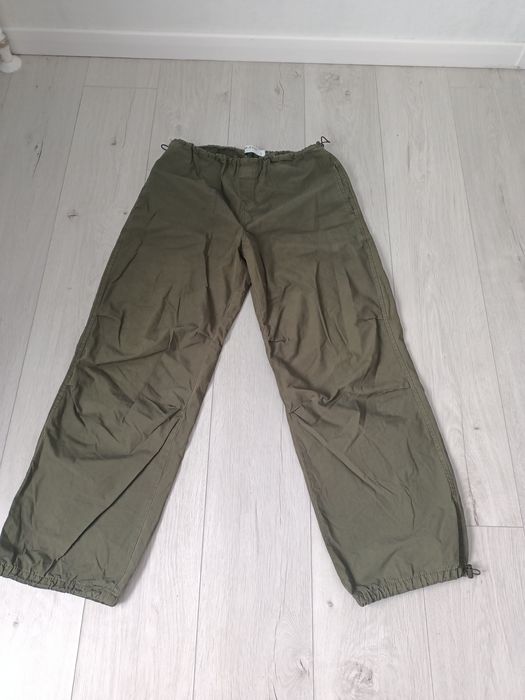 Брюки, кофты, футболки, шорты         .