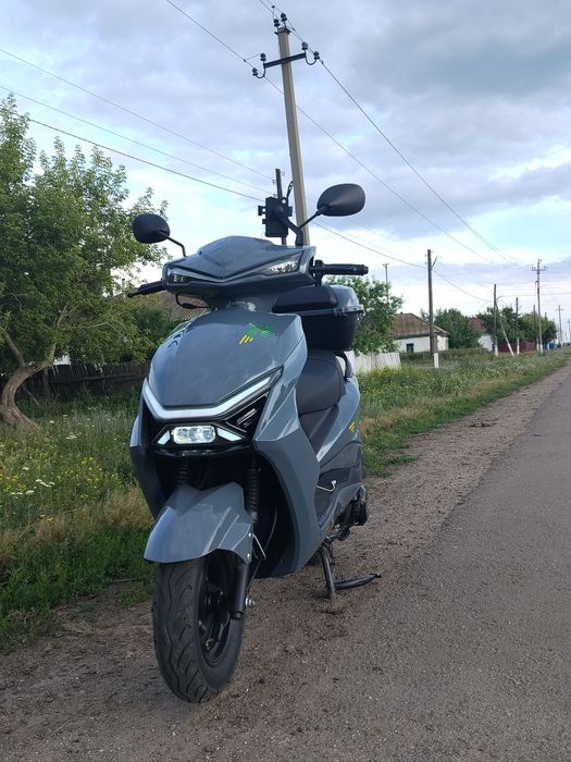 Продам скутер M12