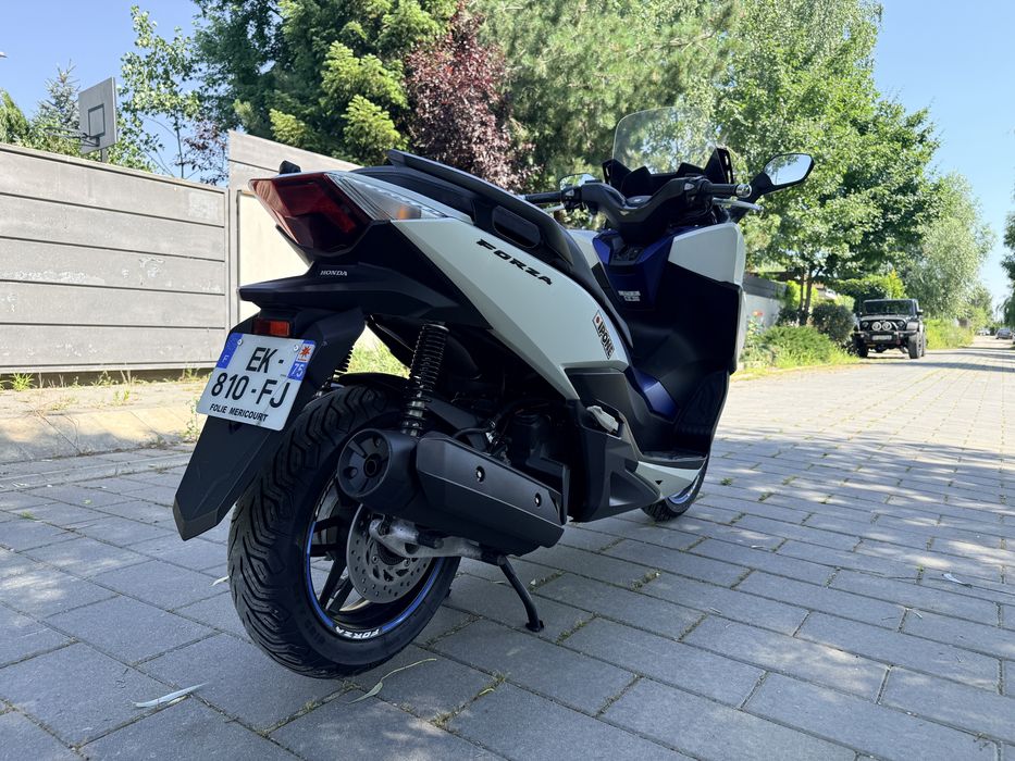Honda forza, scuter 125, honda 125, scuter conduci cu B