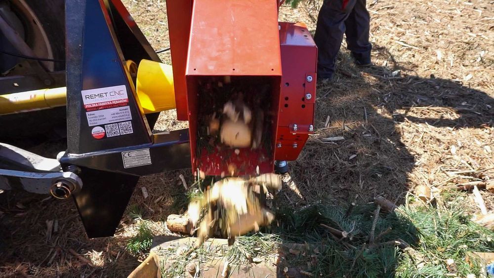 tocător crengi  r 120 la tractor - pret promo