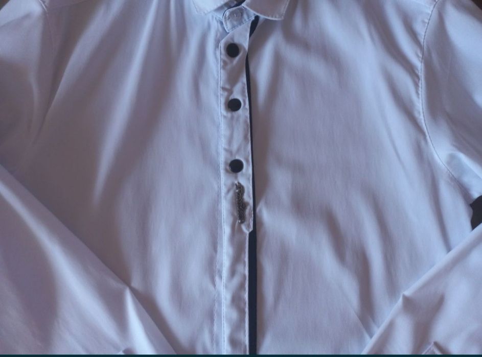 Новая рубашка на 13-14 и 16лет