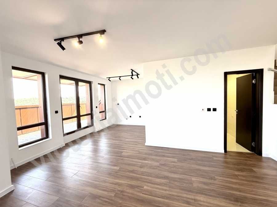 Продава се Мезонет в Велико Търново, Център - 222 кв.м за 946 €/кв.м - Снимка #2