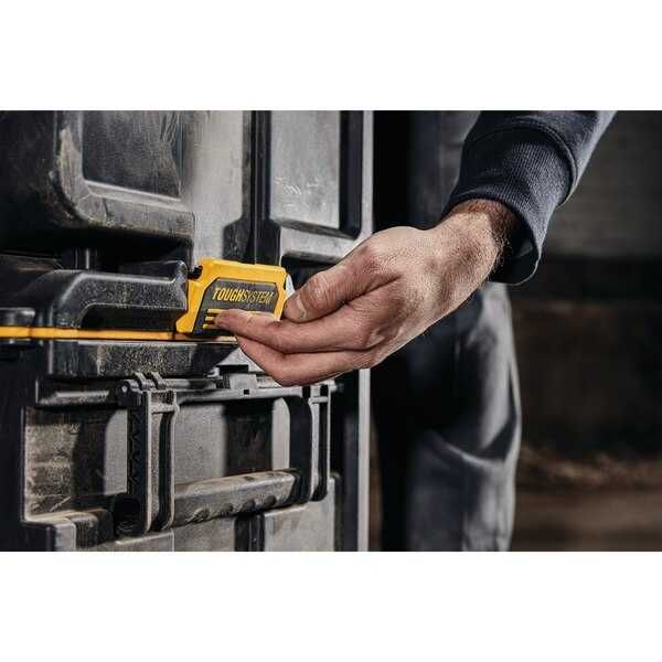 Dewalt куфар  с колела TOUGH SYSTEM 2.0 DS450 DWST83295-1