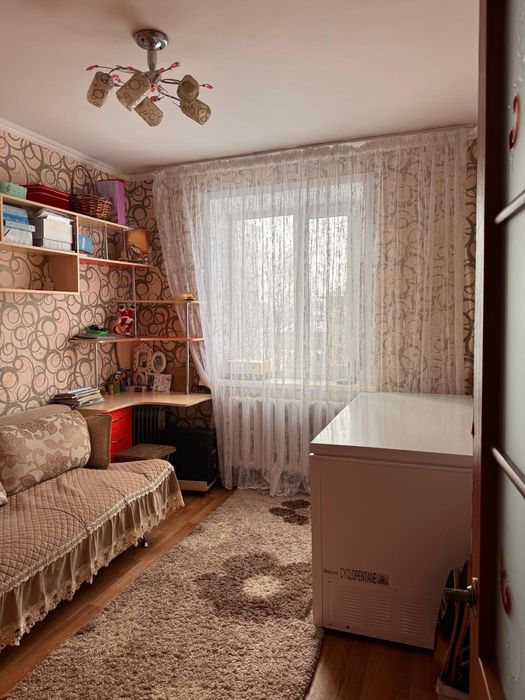 Продам 3 комнатную квартиру