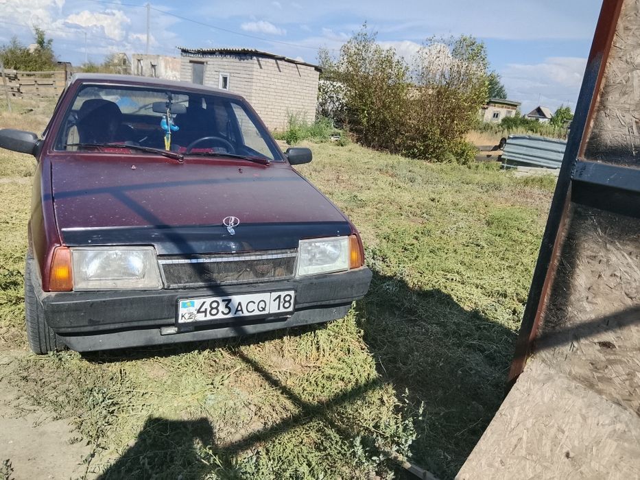 Продам машину ВАЗ 21093