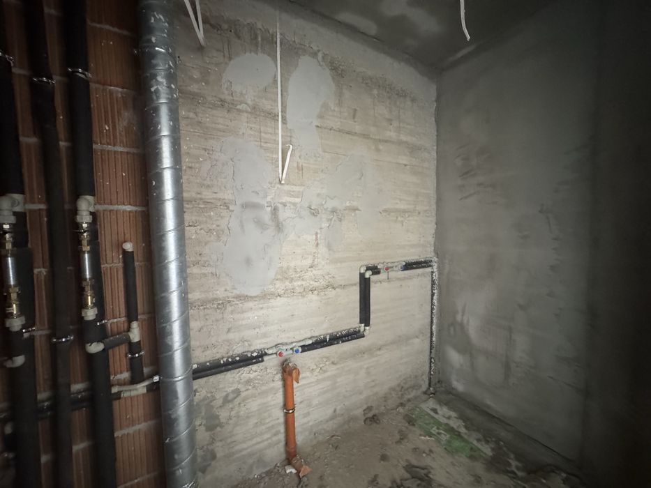 Продава се Двустаен апартамент в Плевен, Идеален център - 73 кв.м за 1453 €/кв.м - Снимка #5