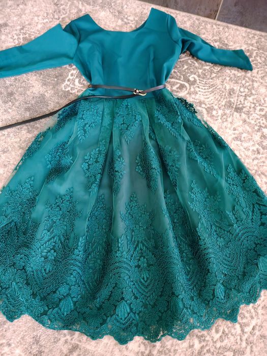 Rochie eleganta verde smarald