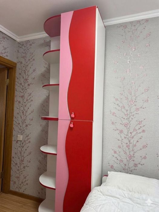 Продам мебель в детскую