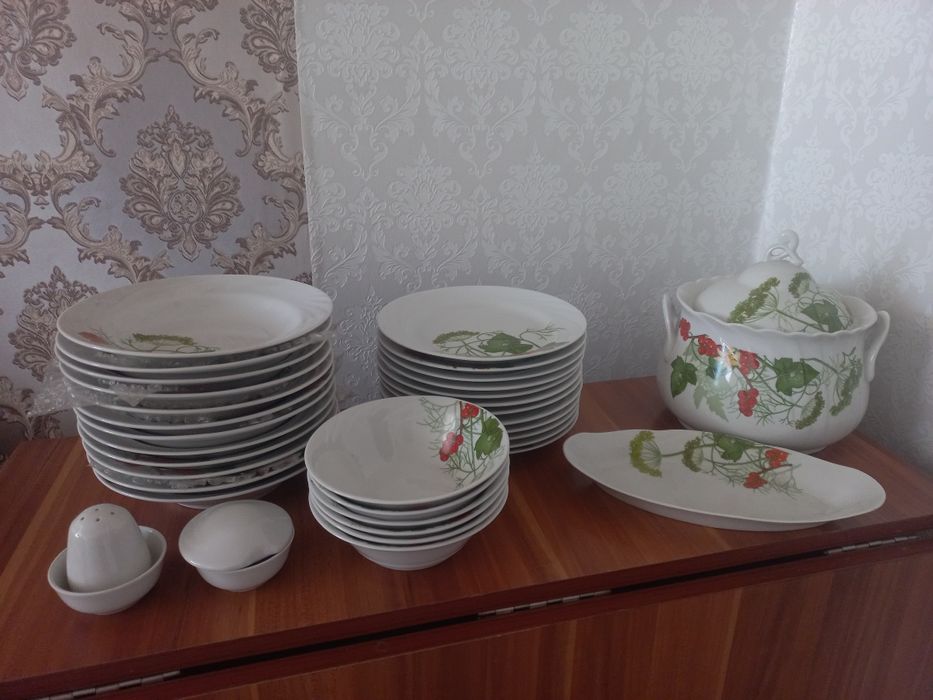 Продам сервиз, почти новый!