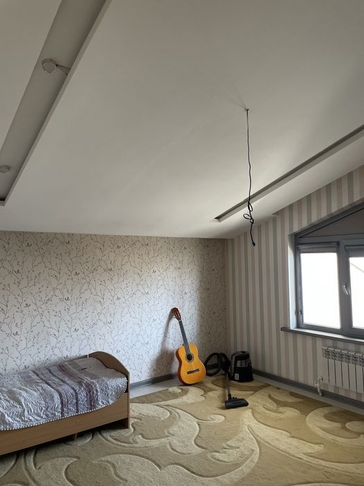 Продается современный дом в Бектемирском районе (ул. Мажнунтол)