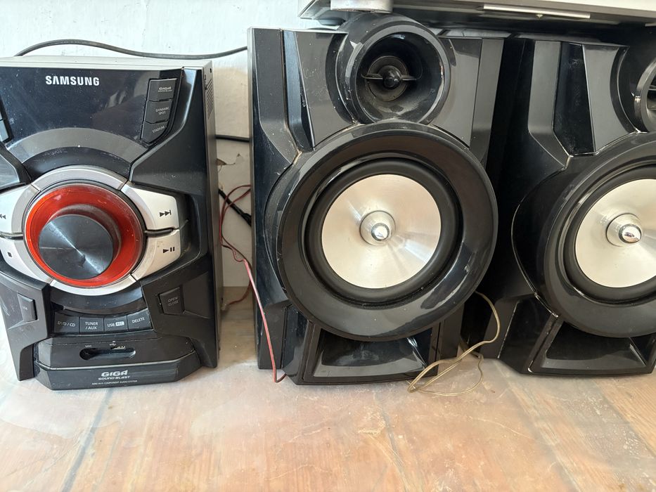 Буфер/колонка/музыкальный центр