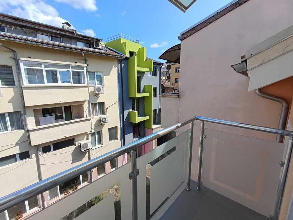 Апартамент под наем обзаведен